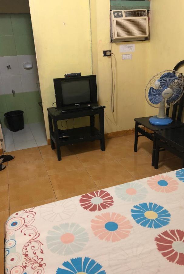 Belen Favila Transient Rooms Near Airport Terminal 3 马尼拉 外观 照片